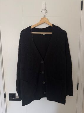 Black Women's Chunky Button Front Cardigan Sweater
